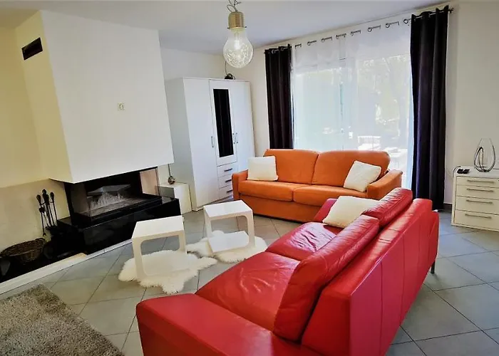 Appartement Cvek 2 *